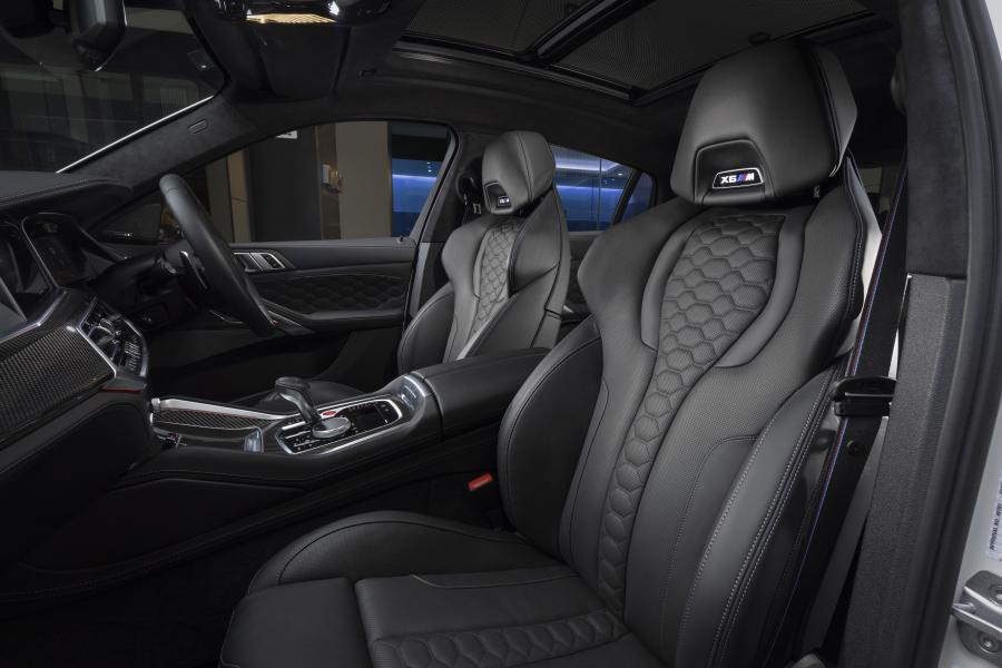 Интерьер BMW X6 M Competition (F96) 2020 года  (AU) (фото 19 из 33)